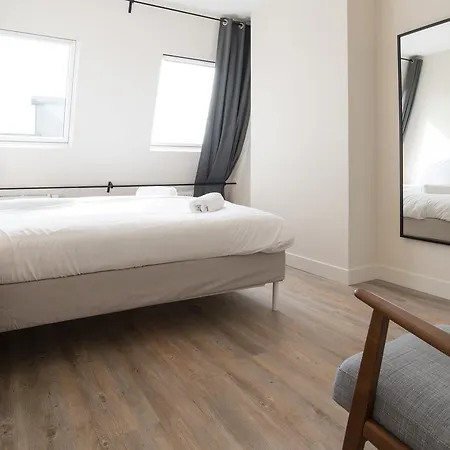 Nassau Canal Penthouse Daire *